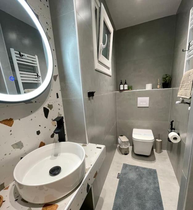 סלוניקי Sage Serenity Central Appartment מראה חיצוני תמונה